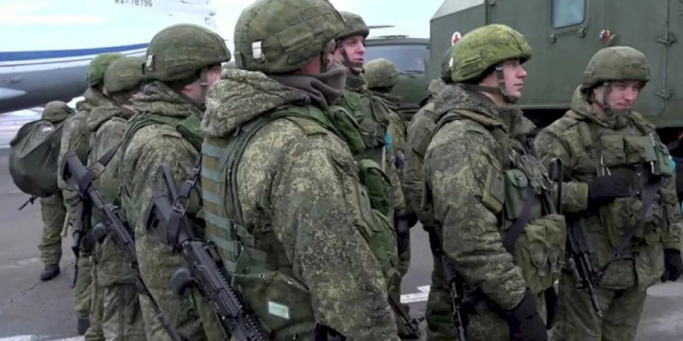 
                    Самолеты с российскими миротворцами ОДКБ на борту вылетели из Алматы
                