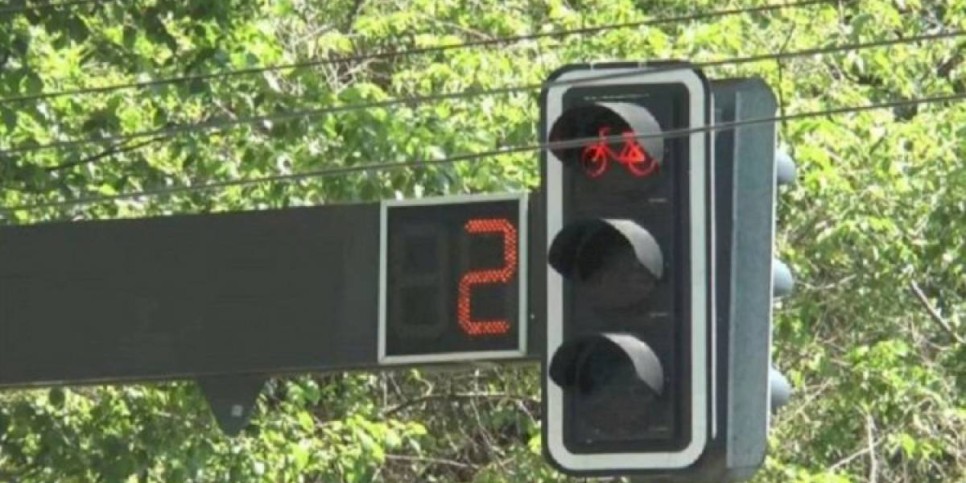 
                    Как работают новые светофоры в Алматы, рассказали в полиции
                