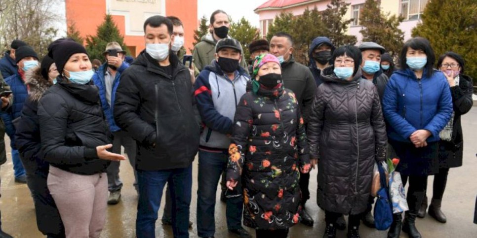 
                    Решением проблем жителей Нового Алматы займется специальная комиссия
                
