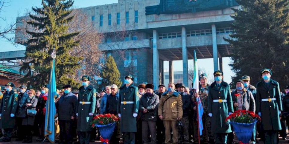 
                    День вывода войск из Афганистана отметили в Алматы
                