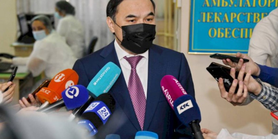 
                    Ержан Бабакумаров: Вакцинация поможет преодолеть пандемию
                