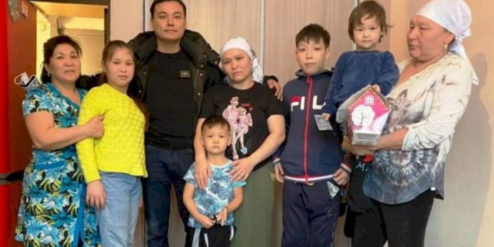 
                    Алматинские бизнесмены помогают жителям города
                