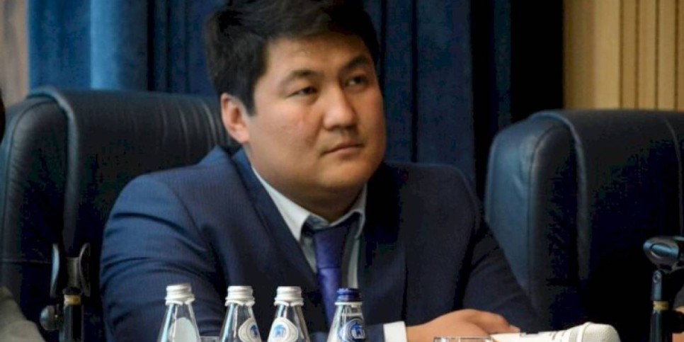 
                    Награды нашли героев
                