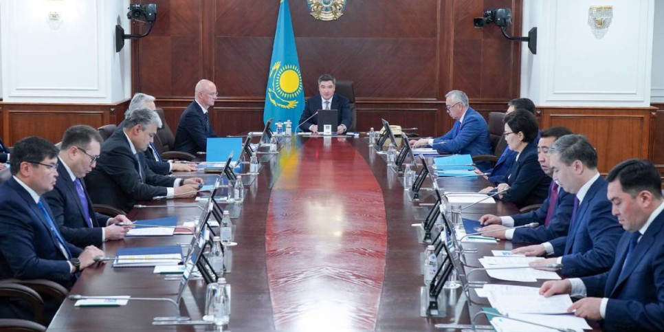 
                     Поручения Президента: Правительство за полугодие обеспечило рост ВВП в 6,2%
                