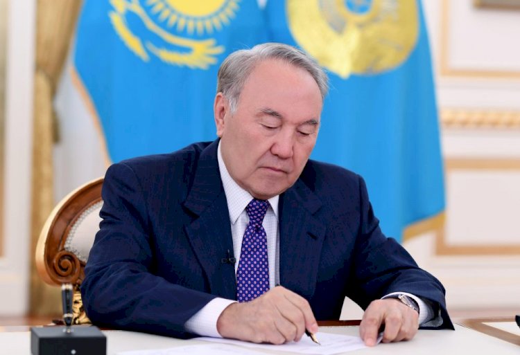Елбасы выразил соболезнования семье экс-министра финансов