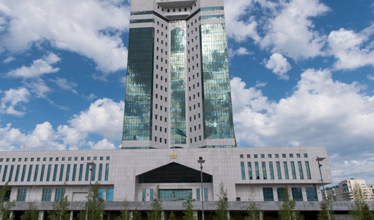 Правительство Казахстана сложило полномочия