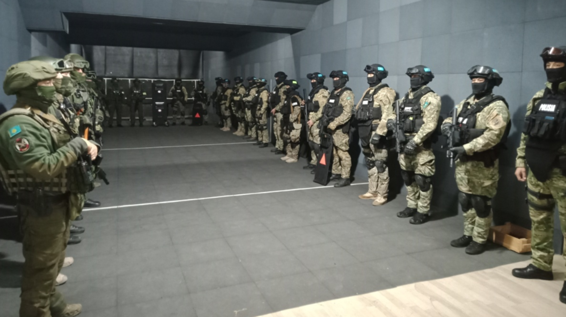 Алматинский штаб по борьбе с терроризмом провел тренировки для военнослужащих