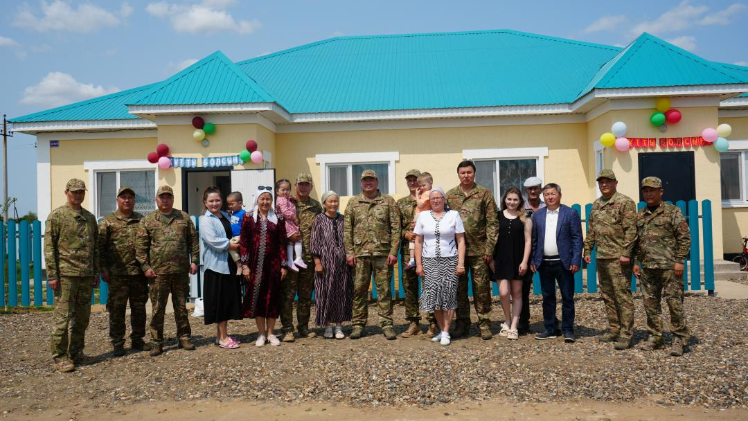 Казахстанские спасатели отметили новоселье в служебном доме