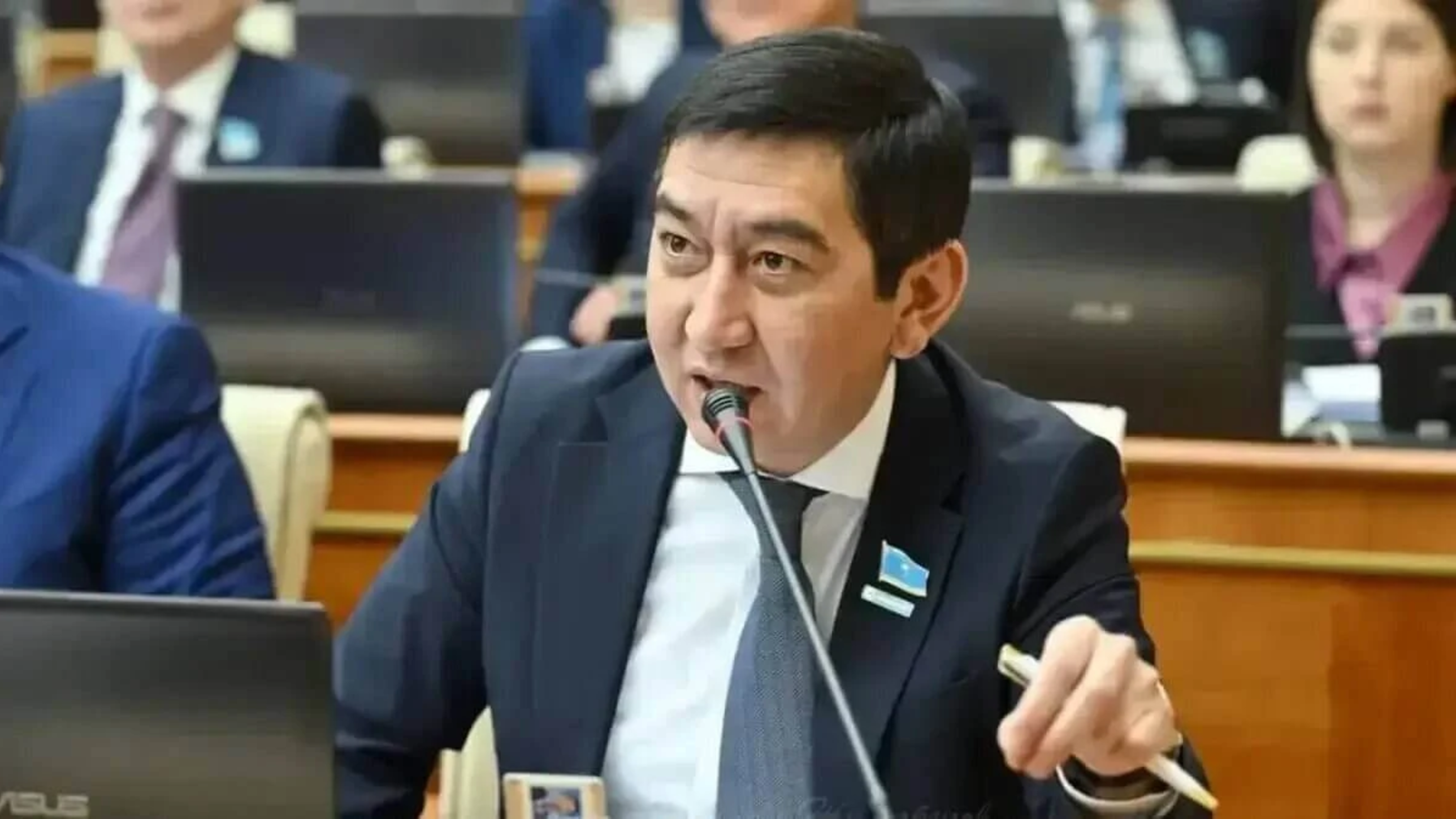 Депутат Ринат Заитов рассказал, куда отправится на парламентские каникулы