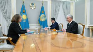 Касым-Жомарт Токаев принял посла Соединенных Штатов Америки в Республике Казахстан Джули Стаффт