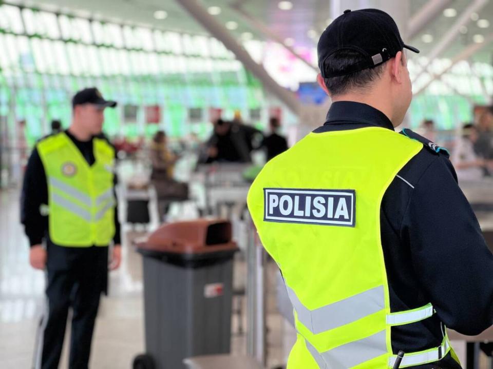 Транспортная полиция выявила шестерых нарушительниц в аэропорту Атырау