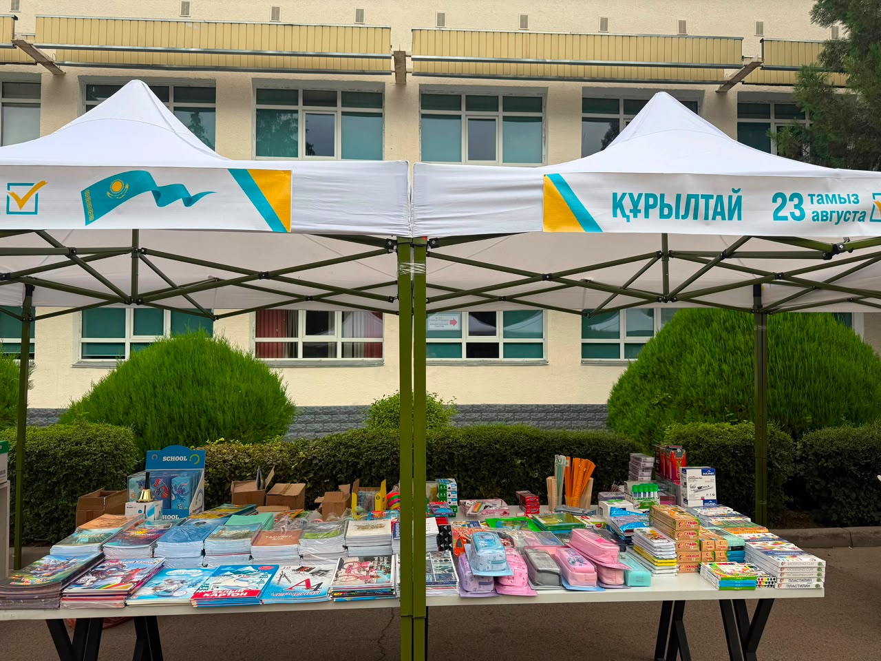 В Алматы в день выборов у избирательных участков пройдут школьные и продовольственные ярмарки