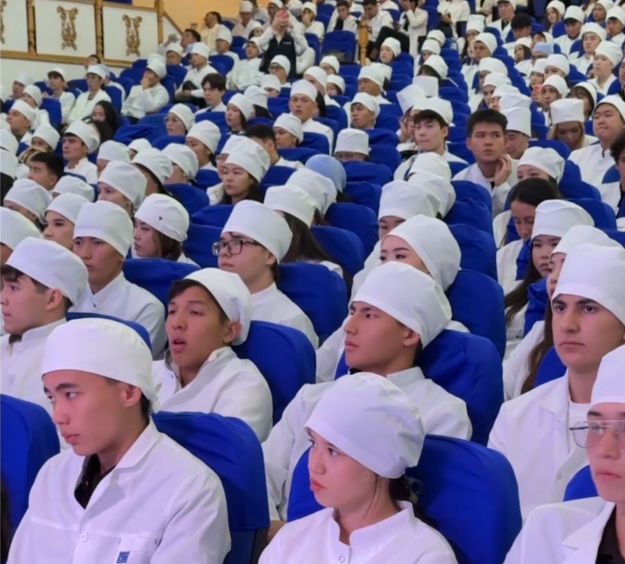 Наркотики, дропперство и киберугрозы: в Алматы прошел форум 