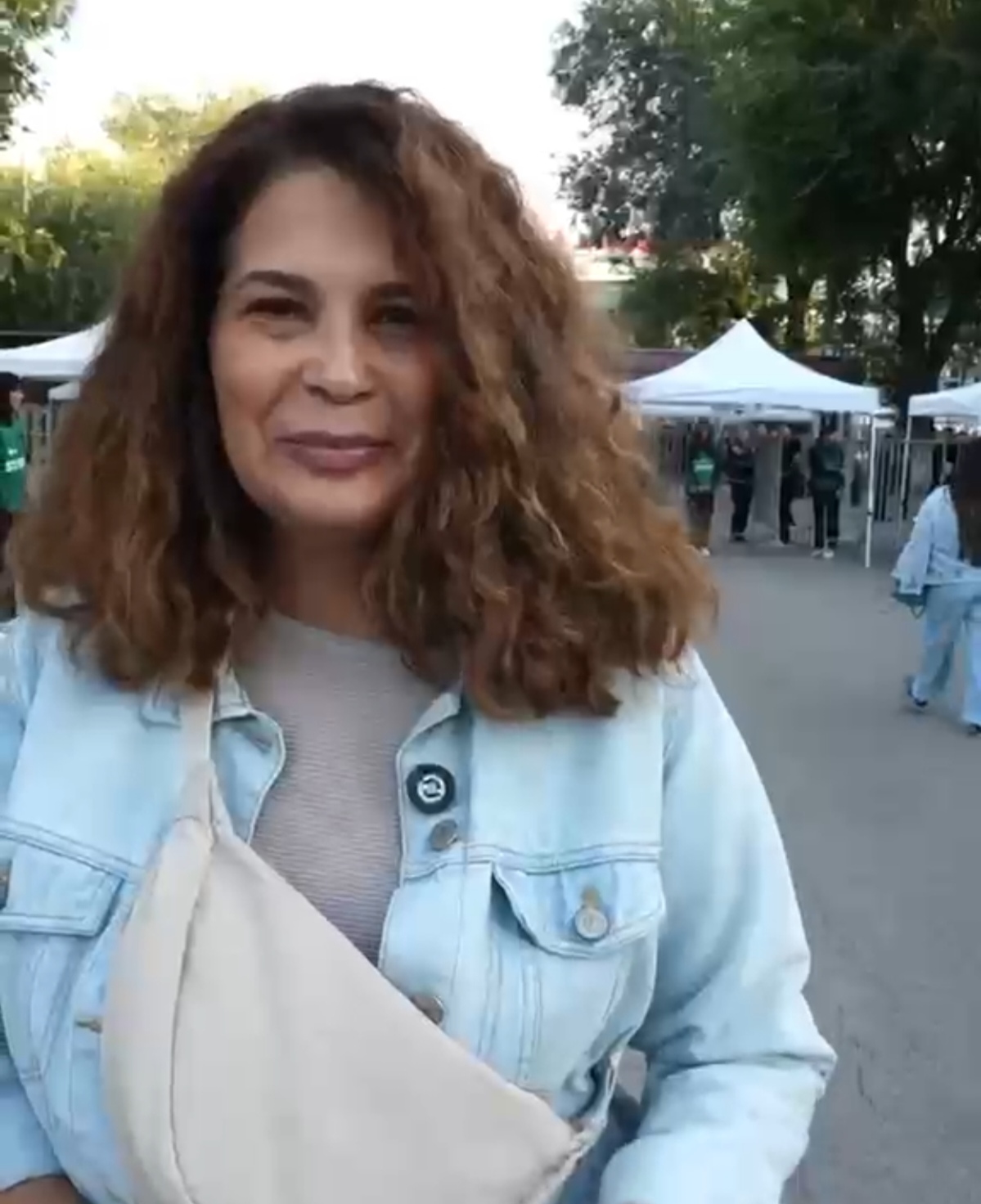 «Давно ждала этой встречи»: фанатка поделилась впечатлениями от концерта Энрике Иглесиаса в Алматы