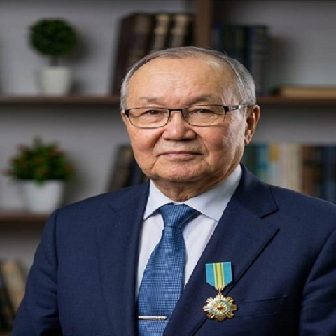 Академик Армен Рысмендиев: Полвека на страже сердец и далеко идущие планы НИИ