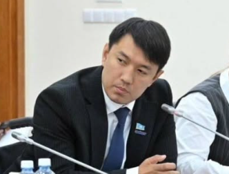 Равные возможности для каждого: депутат Елдос Баялышбаев предложил реформу поддержки детей с инвалидностью