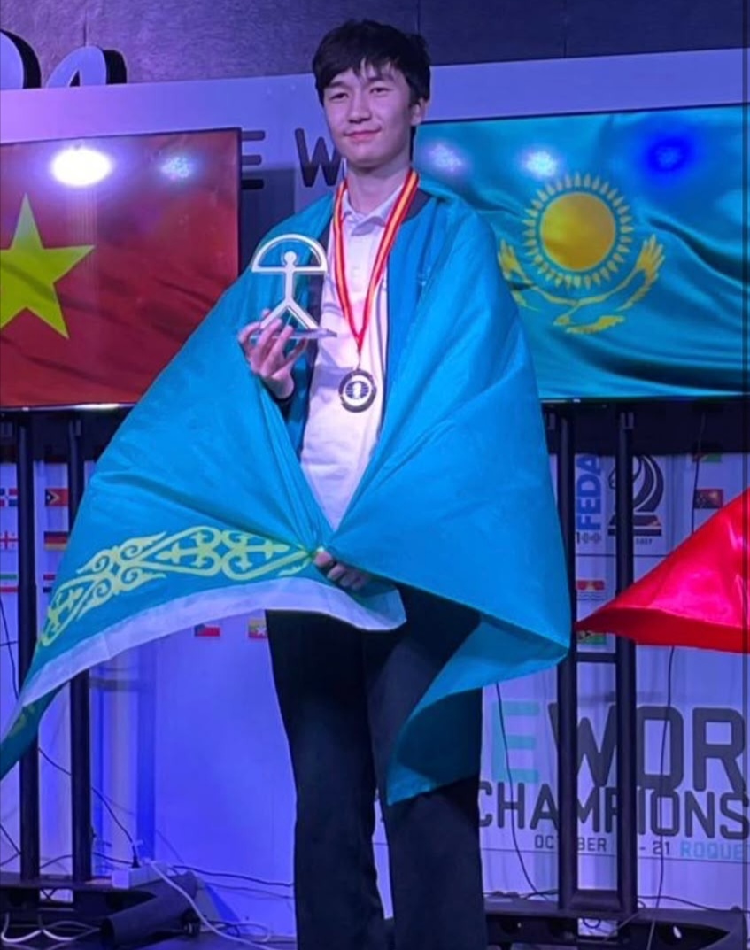 Полный комплект медалей завоевали алматинские шахматисты на чемпионате мира